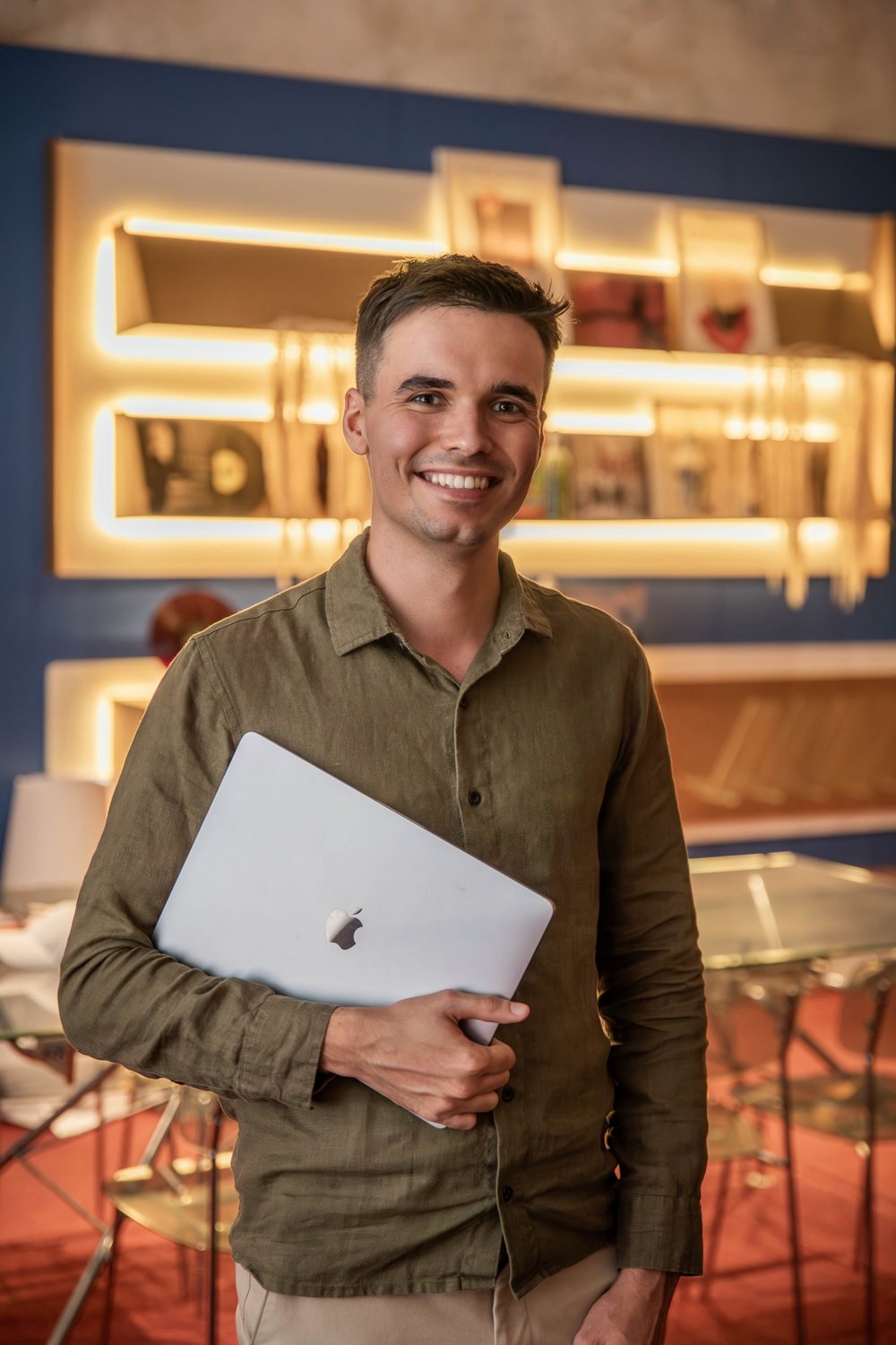 Martin Lostak mit Laptop